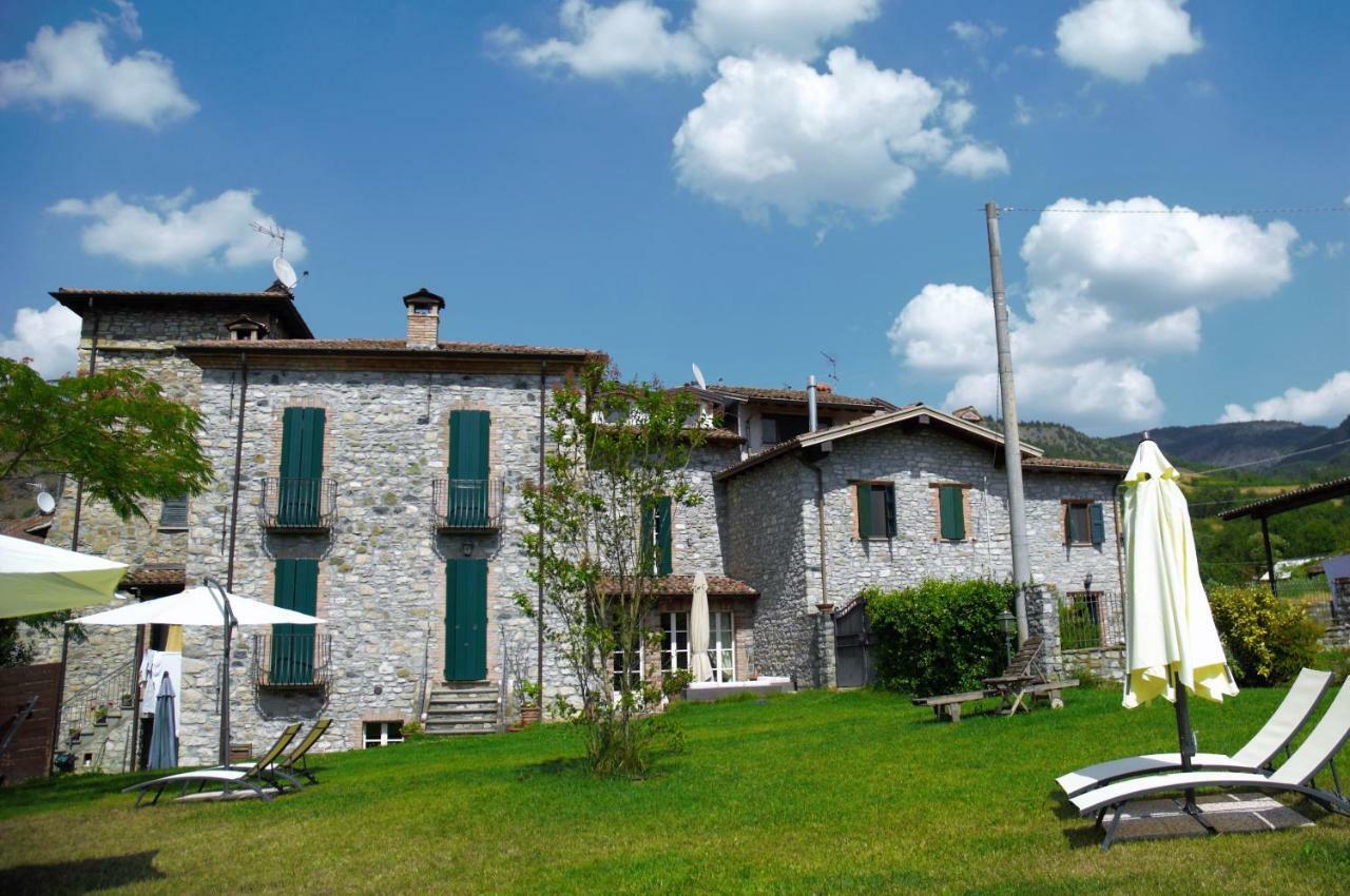 La Torretta Bobbio Bed & Breakfast Bagian luar foto