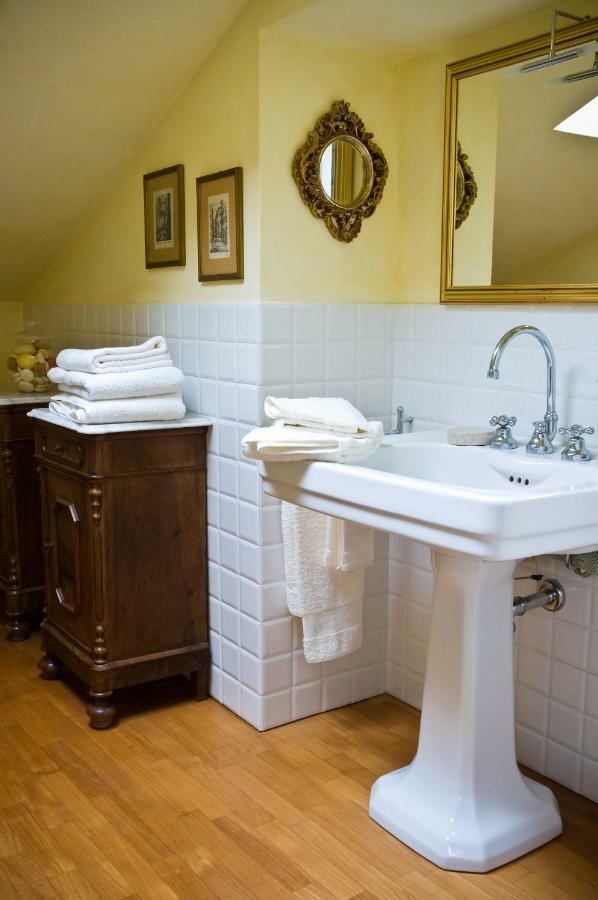 La Torretta Bobbio Bed & Breakfast Bagian luar foto