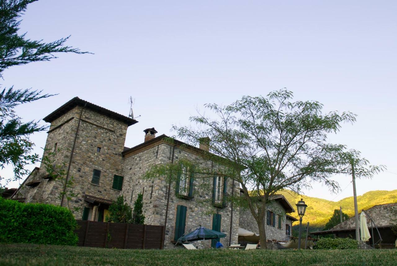 La Torretta Bobbio Bed & Breakfast Bagian luar foto