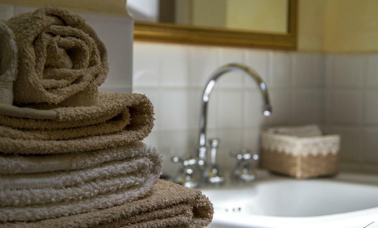 La Torretta Bobbio Bed & Breakfast Bagian luar foto