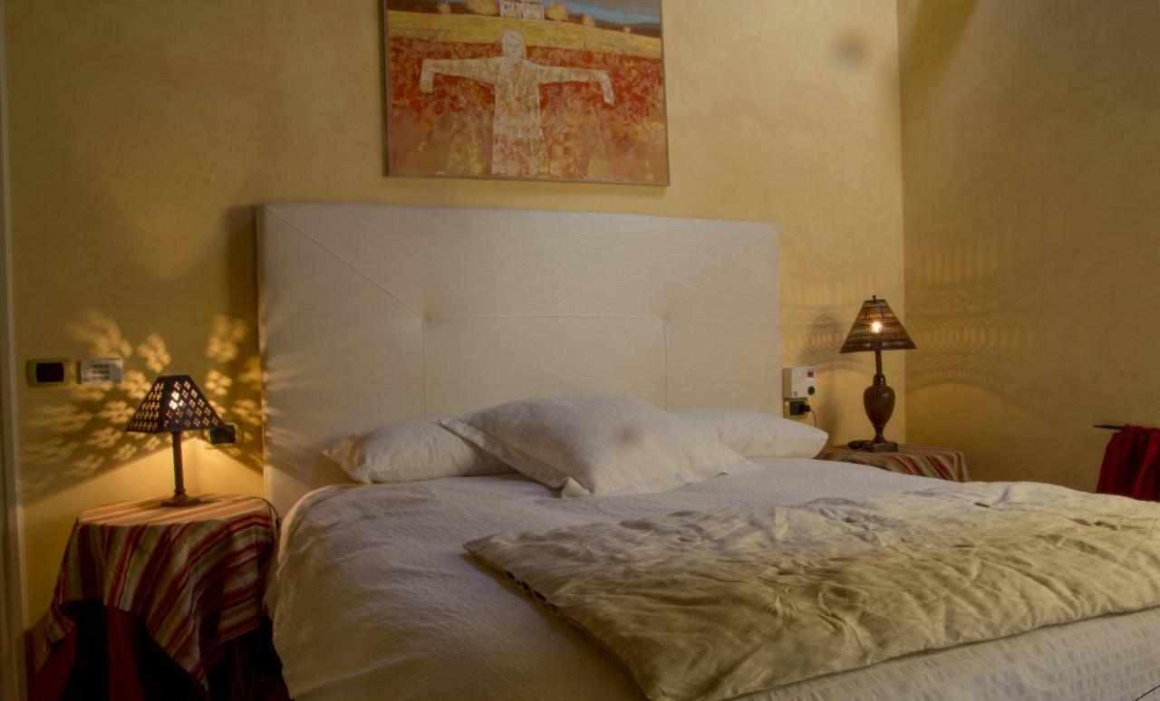 La Torretta Bobbio Bed & Breakfast Bagian luar foto